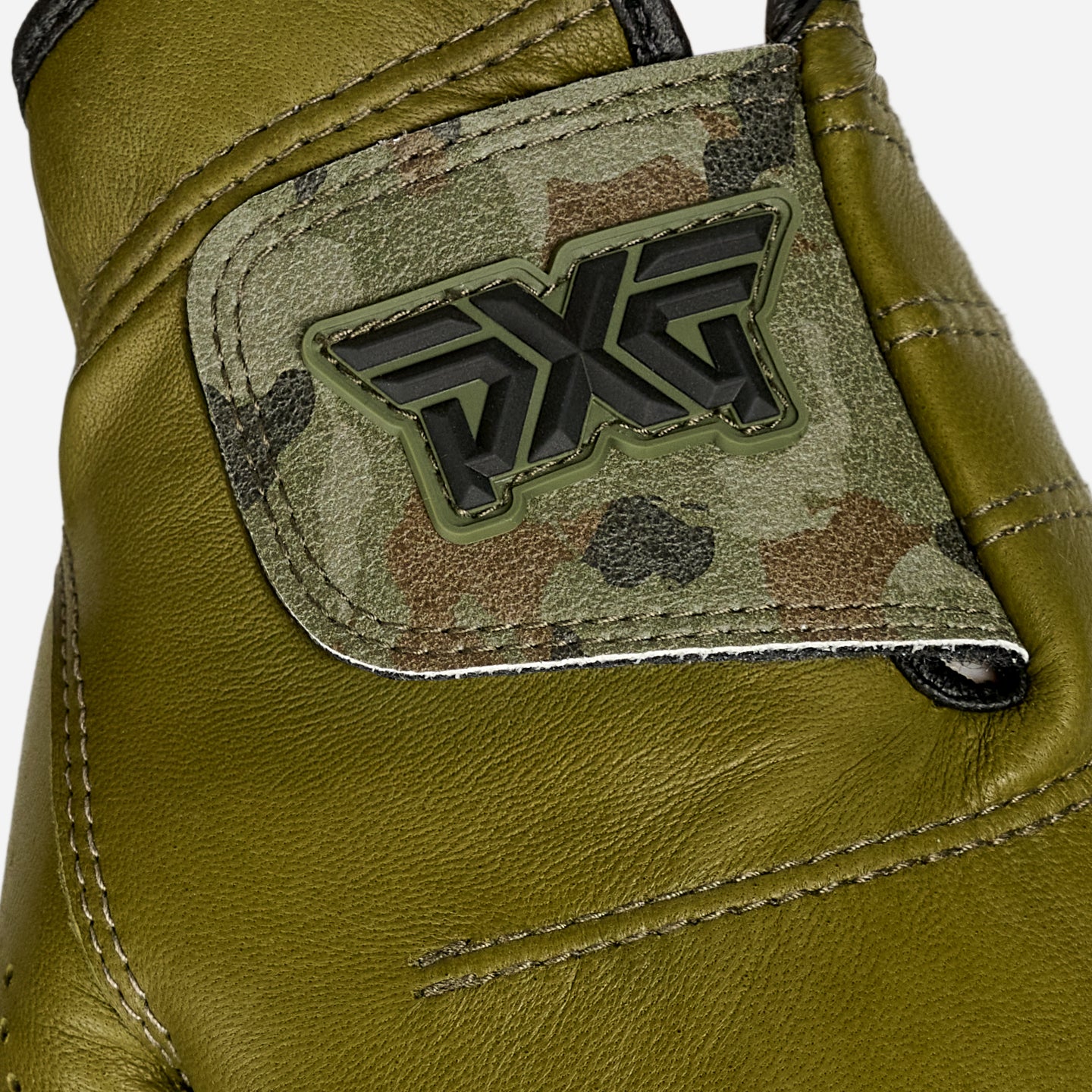 Women's Fairway Camo Players Glove