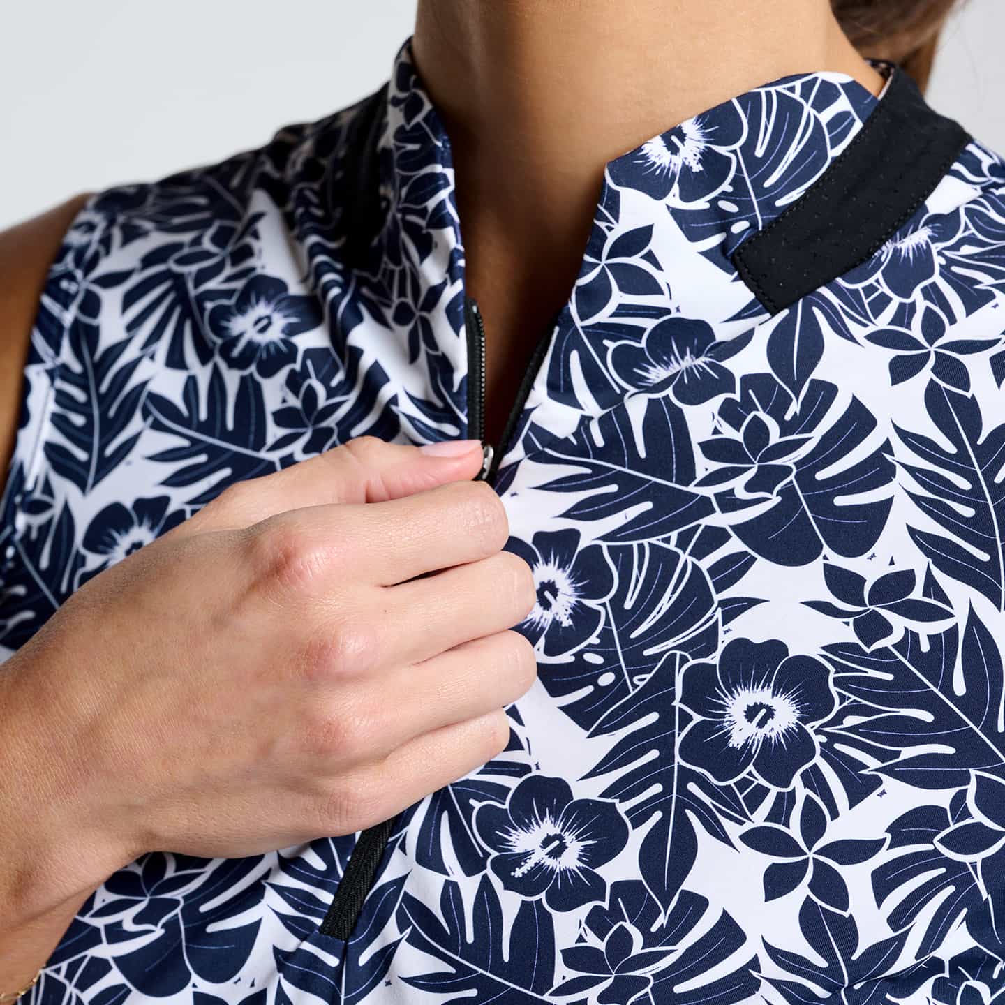 Women's Aloha 2025 Sleeveless Dress